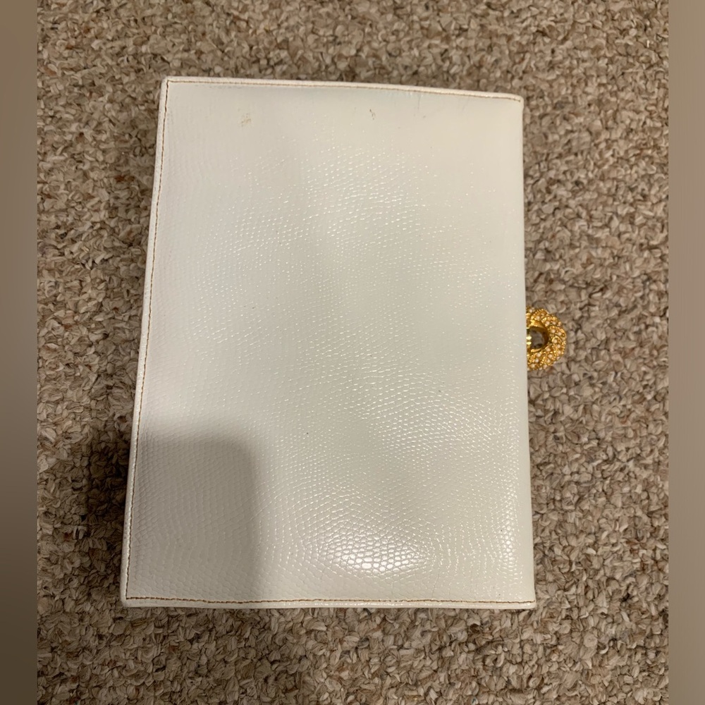 Vintage Walkman white pleather clutch with gold closure. GREAT CONDITION